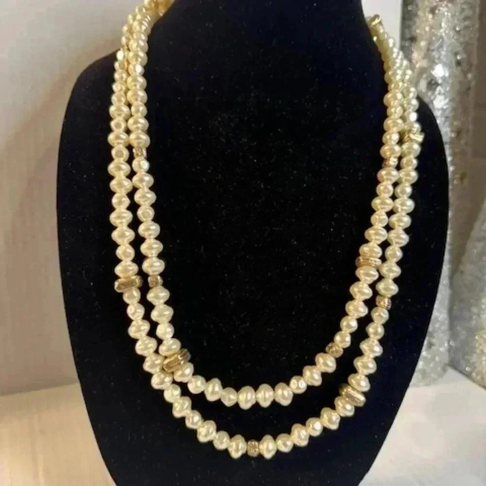 Faux‎ Pearl Necklace